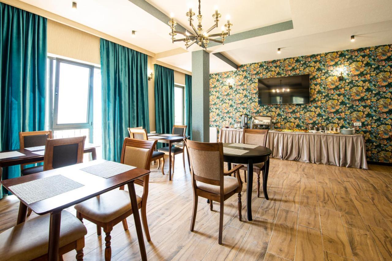 Hotel Geni Kazbegi Экстерьер фото