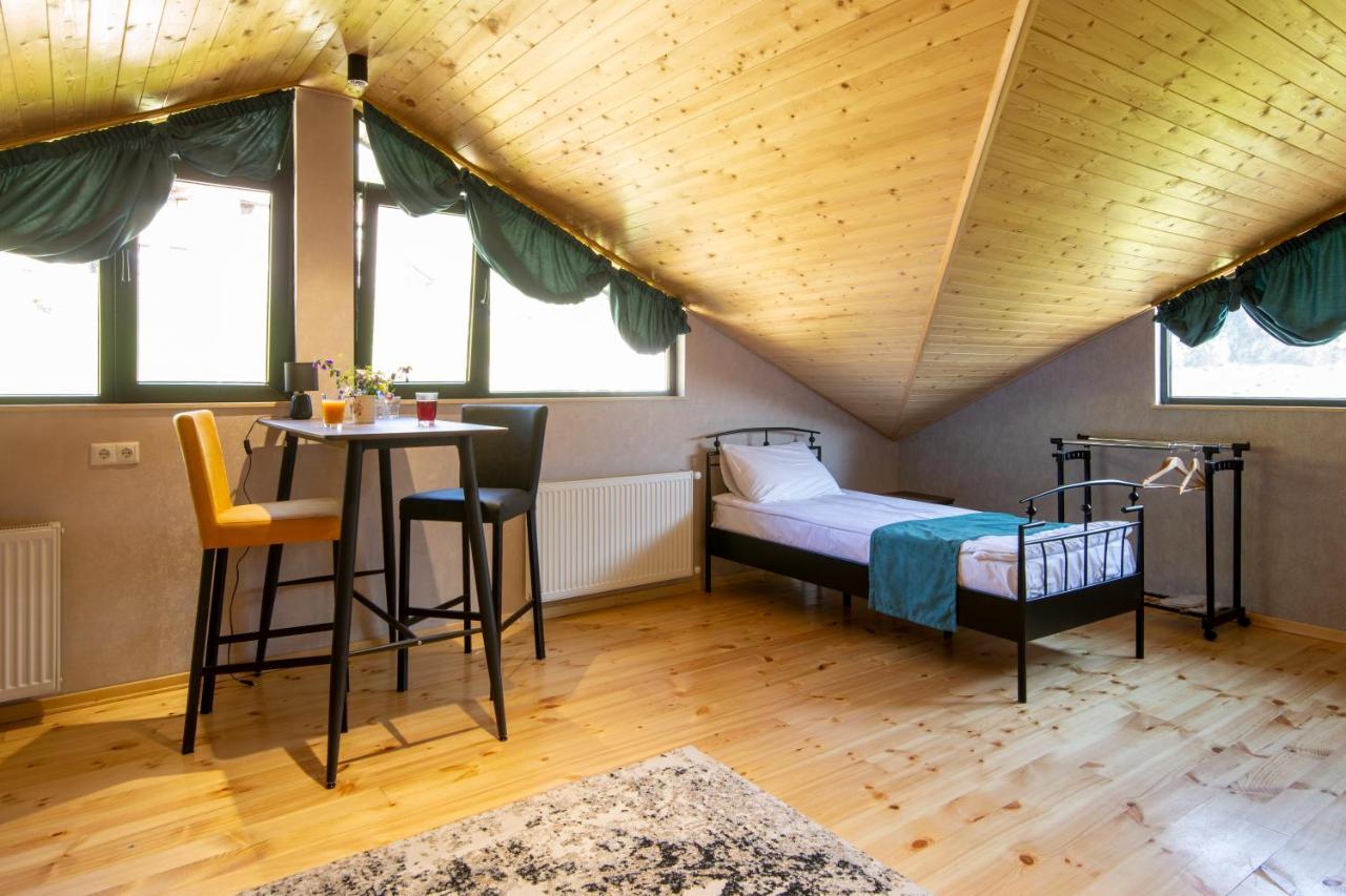 Hotel Geni Kazbegi Экстерьер фото