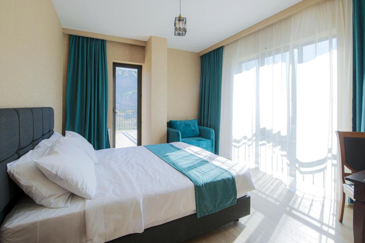 Hotel Geni Kazbegi Экстерьер фото