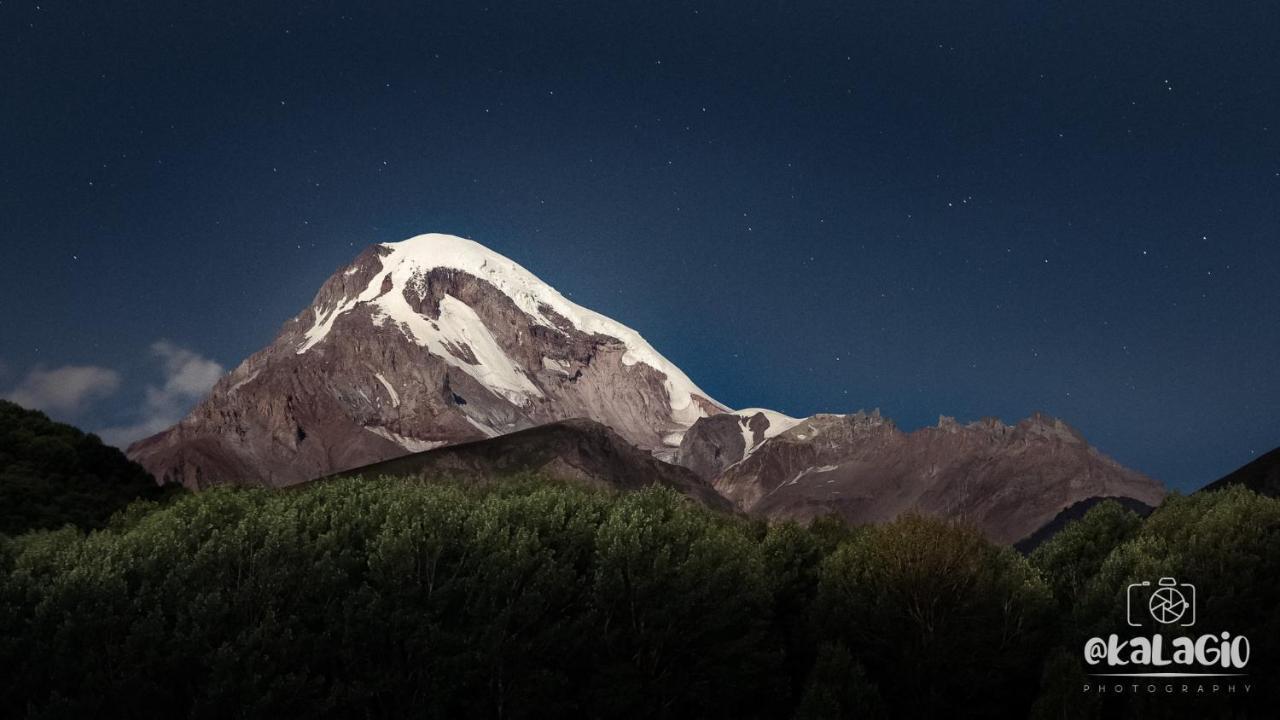 Hotel Geni Kazbegi Экстерьер фото