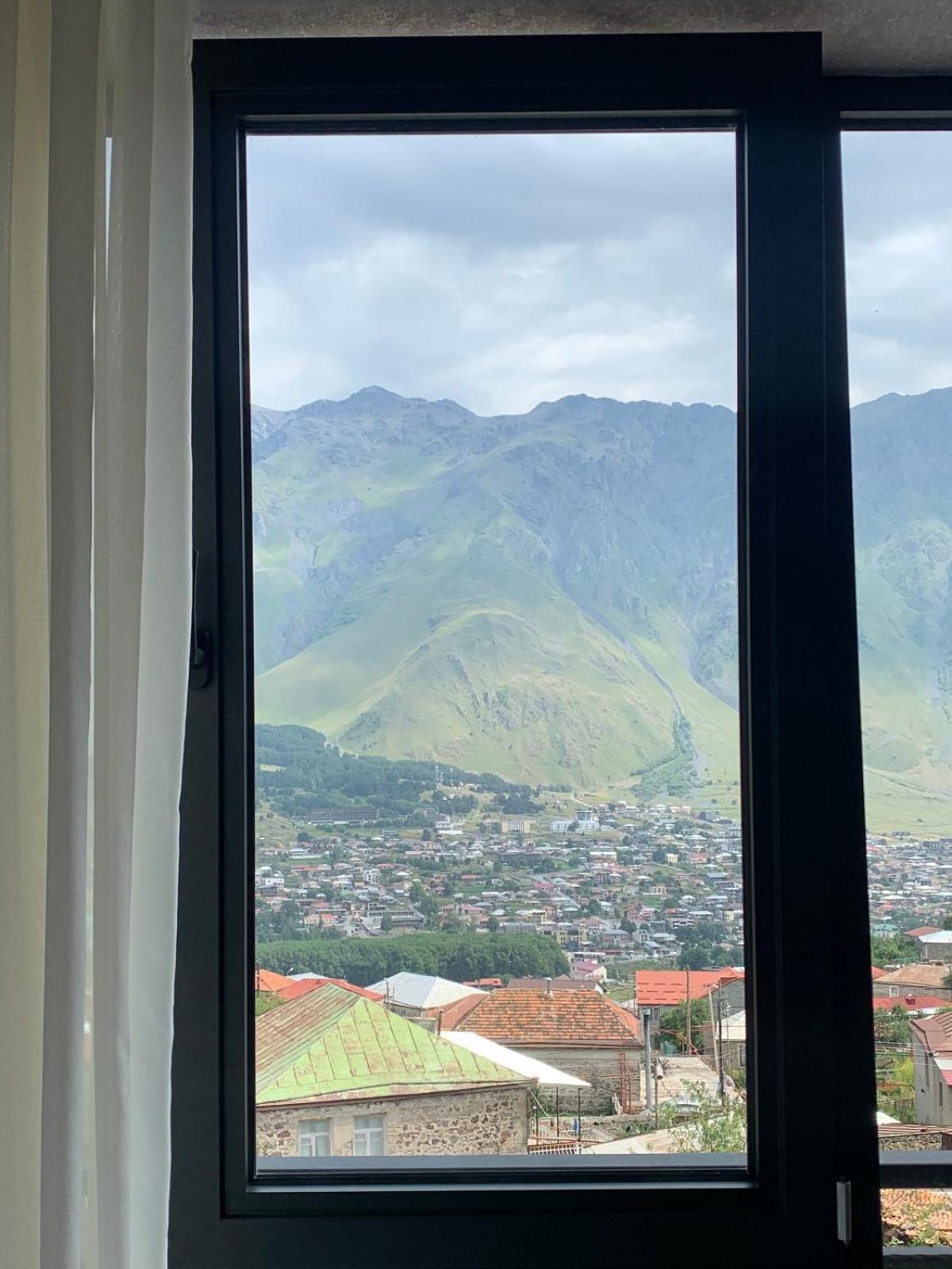 Hotel Geni Kazbegi Экстерьер фото
